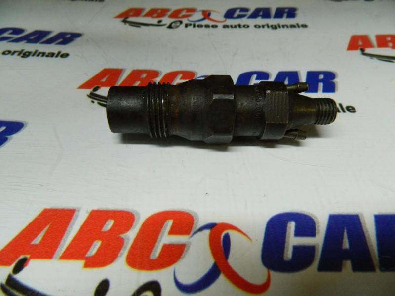 Injector Volkswagen Golf 2 1983-1992 068130201C