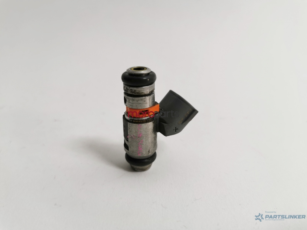 Injector Volkswagen Golf 4 (1J1) 1.4B 036031G OEM 036031G