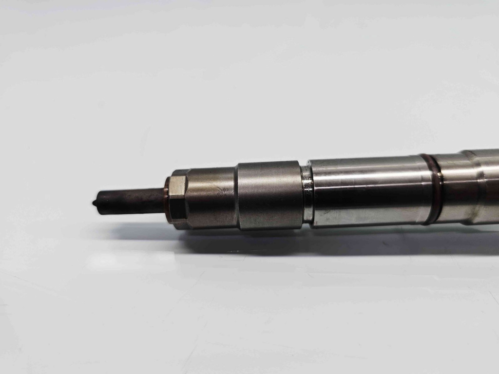 Injector Volkswagen Golf 7 (5G) [Fabr 2014-prezent] 04L130277AD 1.6 TDI DCXA 88KW / 120CP