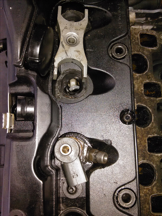 Injector VOLKSWAGEN PASSAT B7 2.0 TDI an fabr. 2011