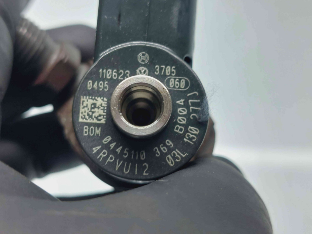 Injector Volkswagen Passat B7 (365) Variant [Fabr 2010-2014] 03L130277J 2.0 TDI CFFB 103KW / 140CP 2.0 TDI CFFB 103KW / 140CP