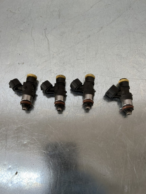 Injector Volkswagen Passat B7 Variant 1.4 TSI EcoFuel DSG Automat, 150cp sedan 2013 (3C906039A)
