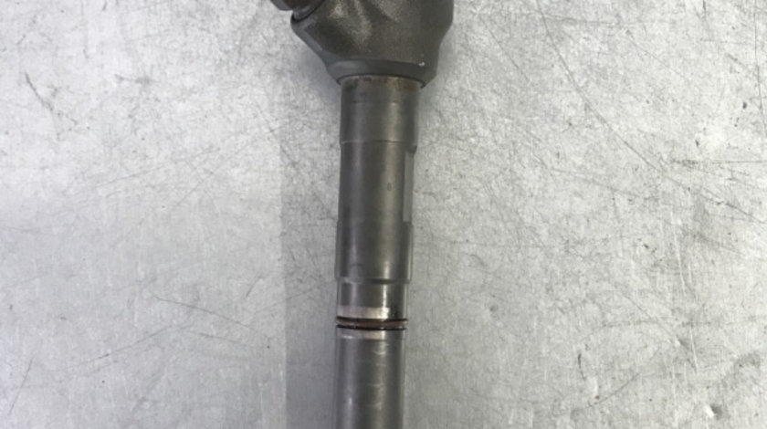 Injector Volkswagen Passat B7 Variant 2.0 TDI 4Motion DSG , 170cp sedan 2012 (03L130277J)