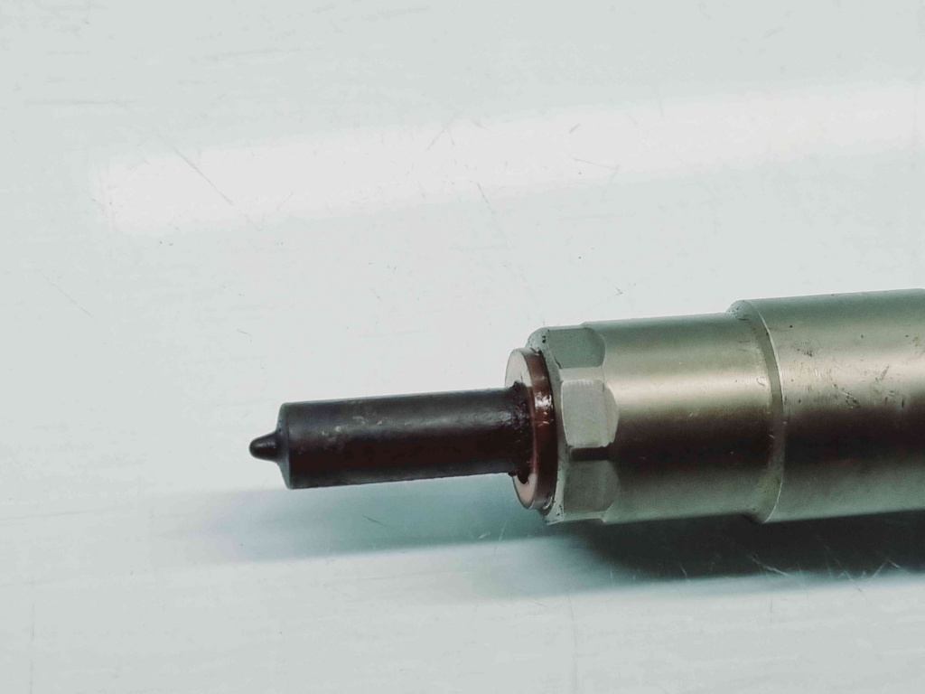 Injector Volkswagen Passat CC (358) [Fabr 2012-2016] 03L130277J 0445110369 2.0 TDI CFGC 130KW / 177CP 2.0 TDI CFGC 130KW / 177CP
