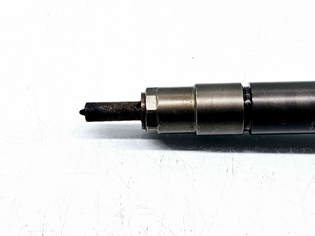 Injector Volkswagen Passat CC (358) Facelift [Fabr 2012-2016] 03L130277Q 0445110647 2.0 TDI CFGC 130KW / 177CP