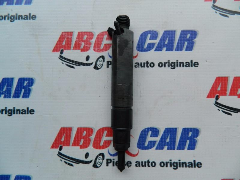Injector Volkswagen Polo 1999-2001 038130201G