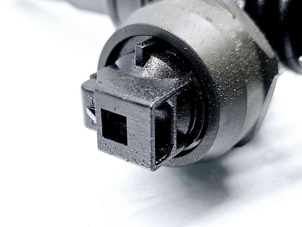 Injector Volkswagen Sharan (7M8, 7M6, 7M9) [Fabr 1995-2010] 038130073AK 1.9 TDI AUY 85KW / 116CP