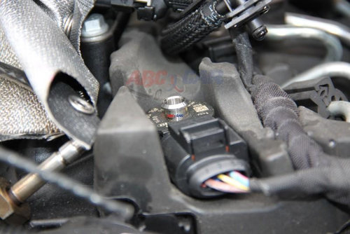 Injector Volkswagen T-roc 2017-2021 05L130277E