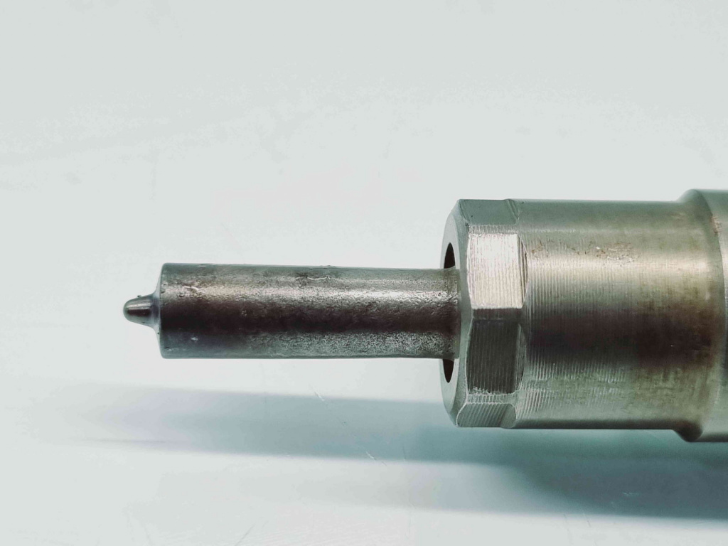 Injector Volkswagen Touran (1T3) [Fabr 2010-2015] 03L130277J 0445110369 2.0 TDI CFHC 103KW / 140CP 2.0 TDI CFHC 103KW / 140CP