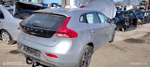Injector Volvo V40 2013 hatchback 1.6 d D4162T