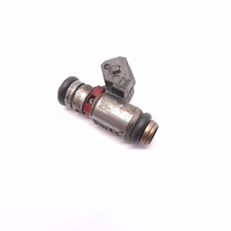 Injector Vw Golf 4 1997-2004 1.4 16V Axp Benzina Benzina 036031C Magneti Marelli
