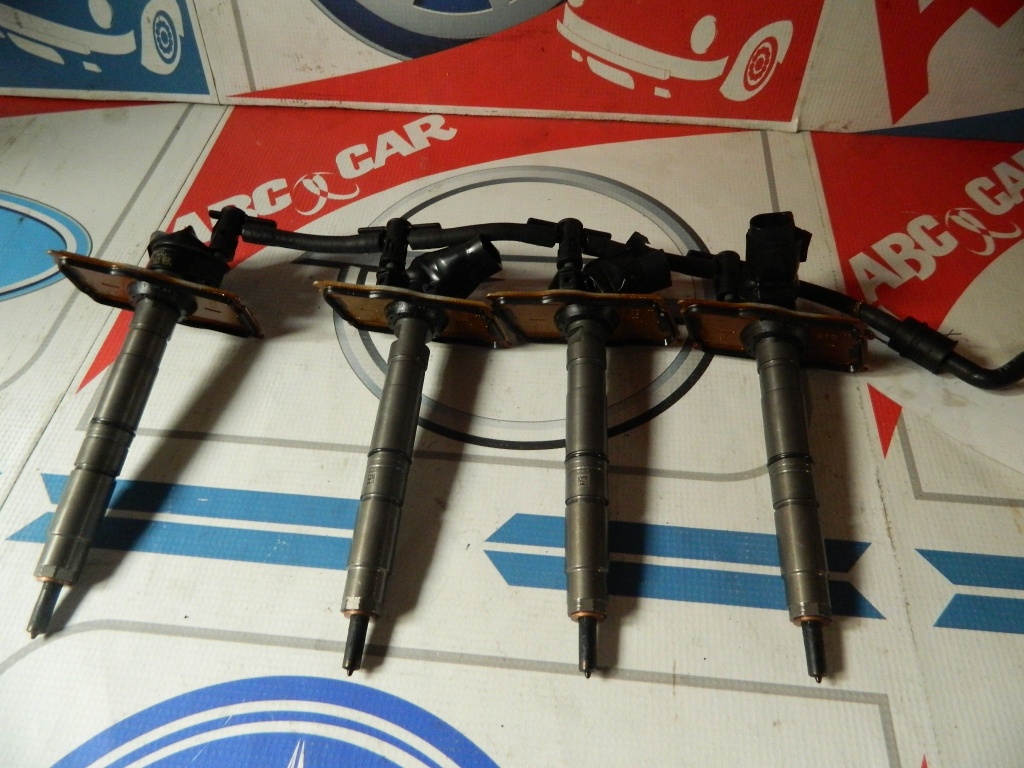 Injector VW Golf 6 cod: 03L130277A
