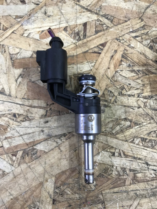 Injector VW Golf 6 Plus 1.4TSI, CAXA , Automat DSG MPH monovolum 2011 (03C906036)
