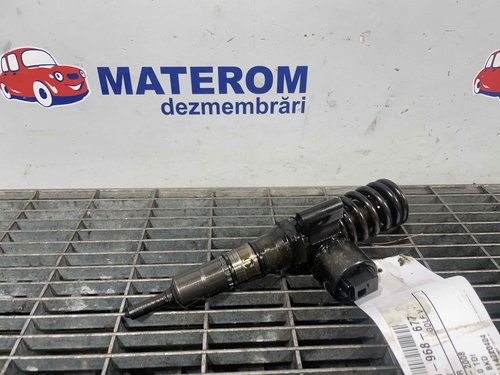 INJECTOR VW GOLF V 2.0 TDI - (2004 2008)