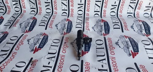 Injector VW Lupo 3L 1.4 TDi 75 cai motor AMF cod piesa : 045130073T