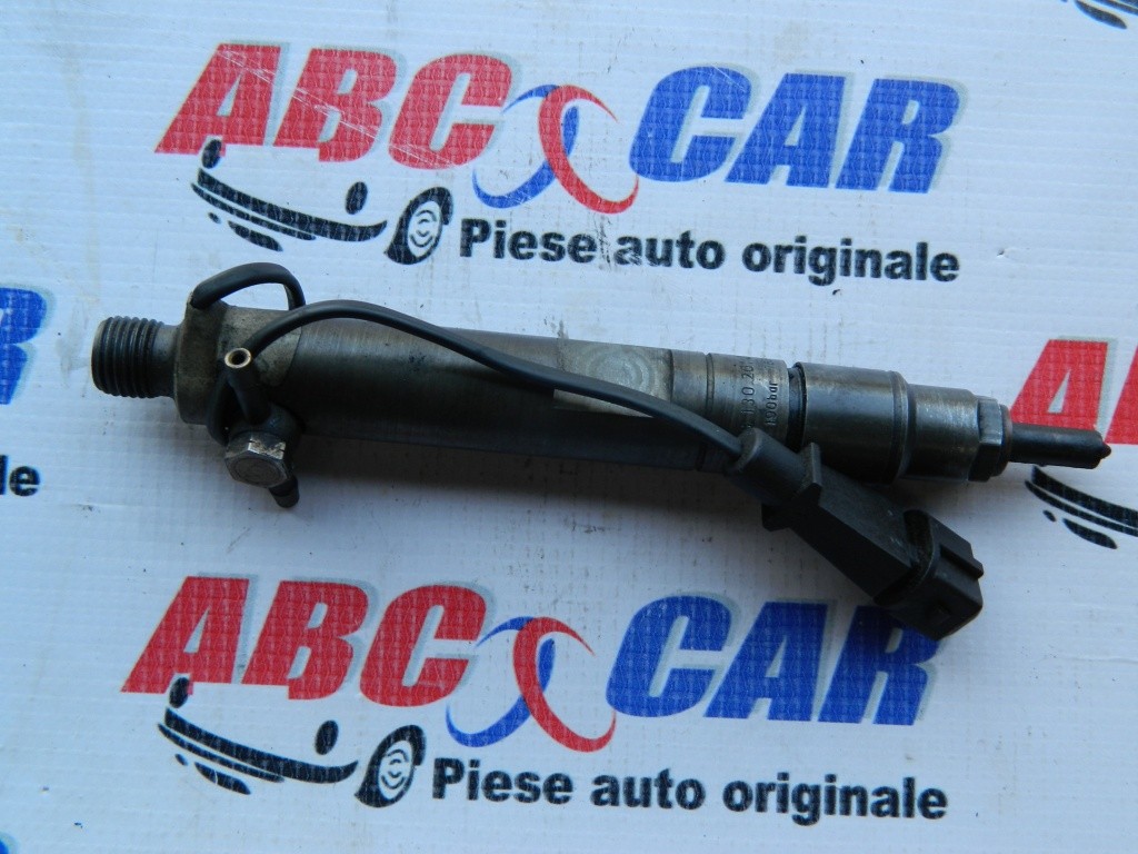 Injector VW Passat B4 1.9 TDI cod: 028130201J model 1995