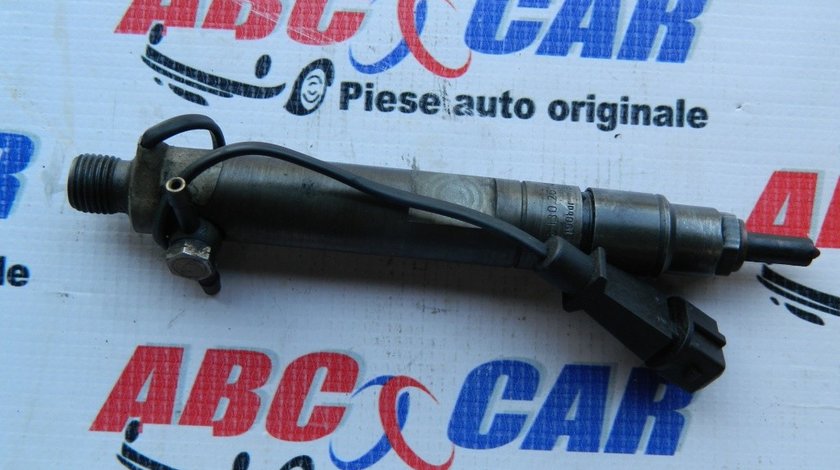 Injector VW Passat B4 1.9 TDI cod: 028130201J model 1995