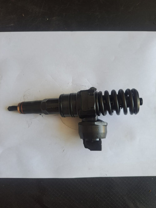 Injector VW Passat b5.5 1.9 tdi 131cp avf awx Audi A4 B6 1.9 TDI Skoda Superb - COD 038130073ba