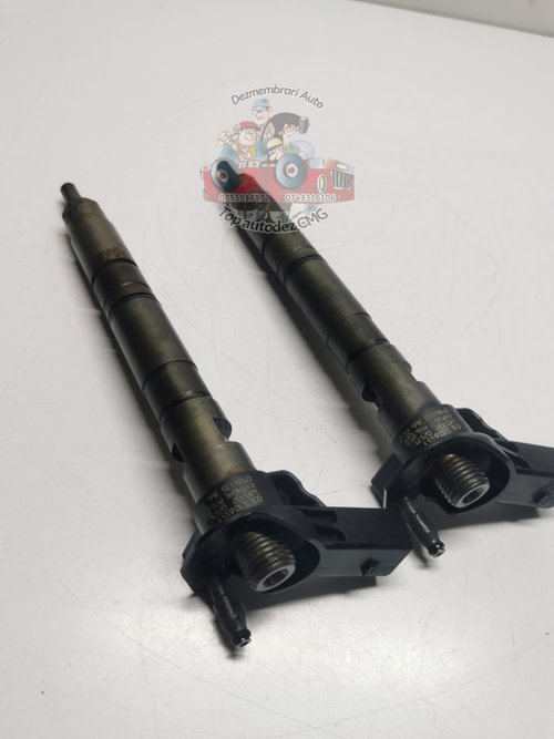 Injector VW Passat B6 2.0 TDI Injectoare 03L130855X Tiguan Audi Skoda Seat