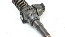 Injector VW PASSAT B6 2005 - 2010 Motorina 0381300...