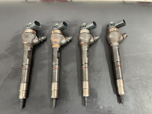 Injector VW Passat B7 ,R-Line, 2.0TDI ,DSG, 170cp sedan 2013 (03L130277J)