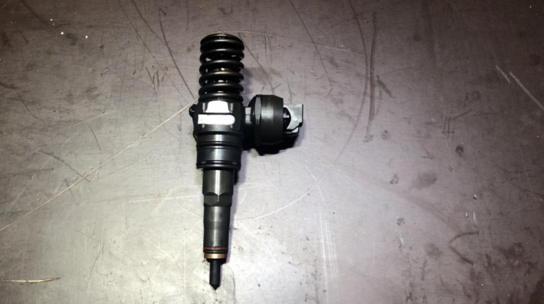 Injector VW SKODA SEAT AUDI 1.4 TDI AMF AJM 55 kw cod: 045 130 073 T 0414720035BJ