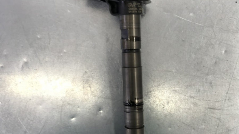 Injector VW Tiguan 2.0 TDI 4Motion Manual, 140cp sedan 2009 (03L130277)