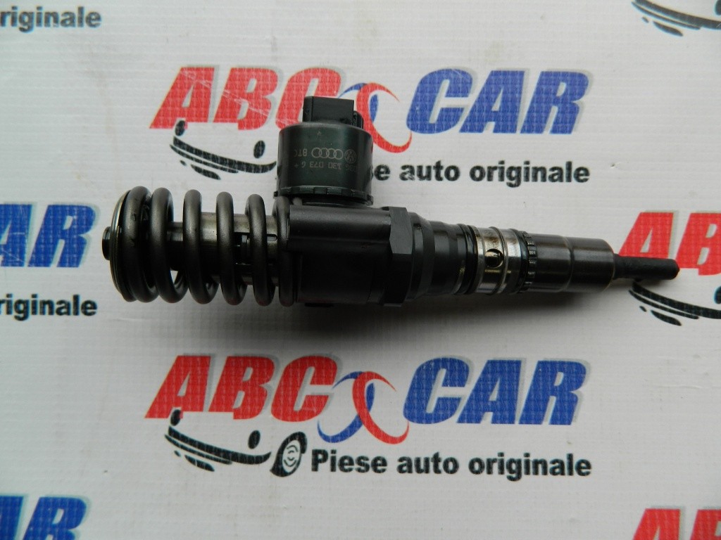 Injector VW Touran 1 2.0 TDI 03G130073G+ model 2003