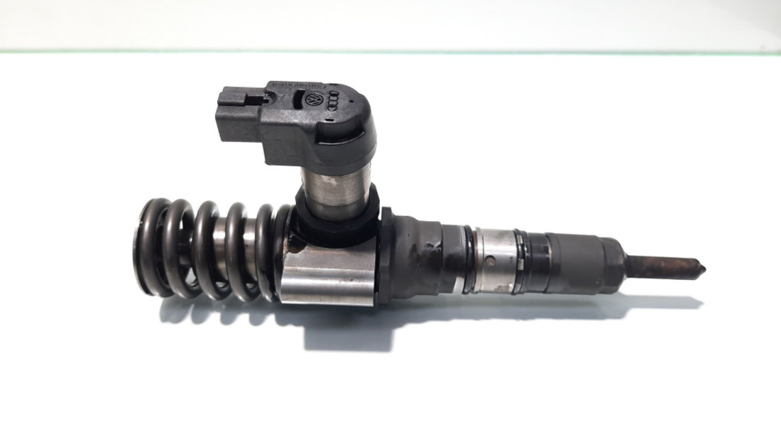 Injector, VW Touran (1T1, 1T2), 2.0 TDI, cod 03G130073T (pr:110747)