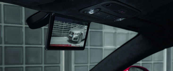 Inovatie Audi: Oglinda retrovizoare centrala va fi inlocuita cu un monitor