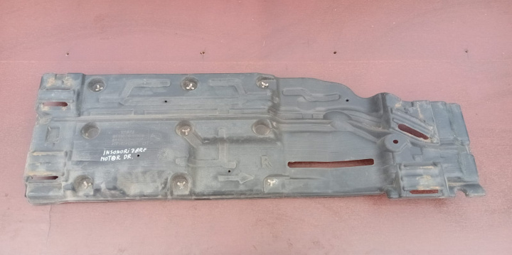 Insonorizare motor dreapta 81192205967 MAN TGL 7.150 generatia [2008 - 2014] Camion cu prelata