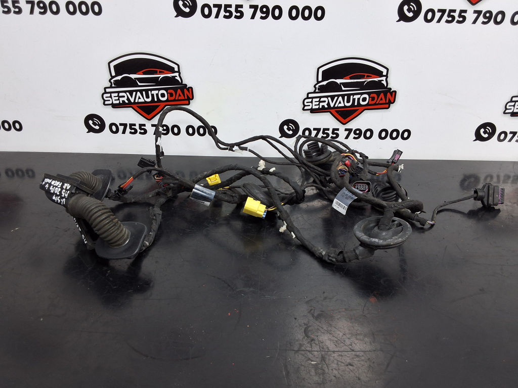 Instalatie electrica Audi A5 facelift (2012-2016) 2.0 Motorina 2014, VOLAN STANGA / 4 PORTIERE / PORTIERA DREAPTA FATA / 8T8971030AP