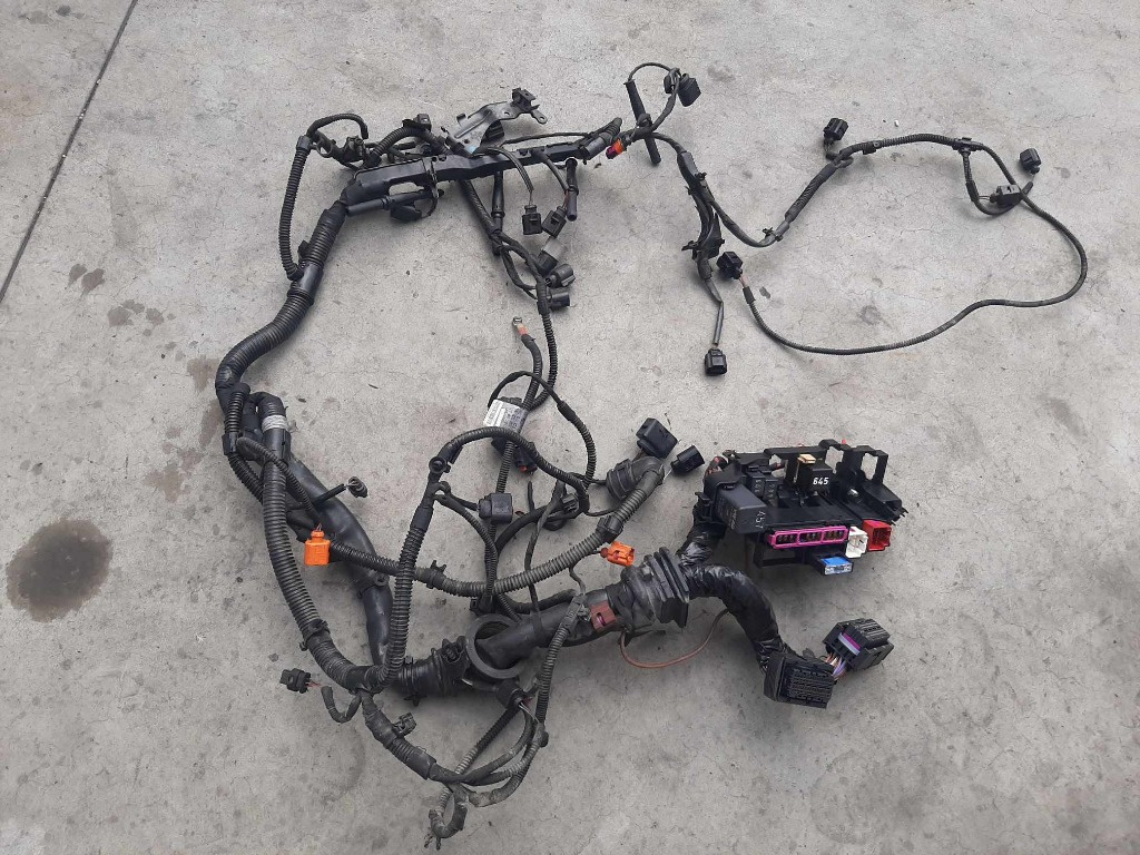 Instalatie electrica motor audi a4 b8 8k 2.0 tdi cgl 8k1971072mg