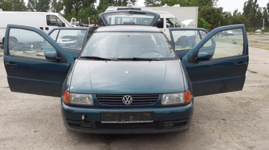 Instalatie electrica motor Volkswagen Polo generatia 2 [1981 - 1990] Hatchback