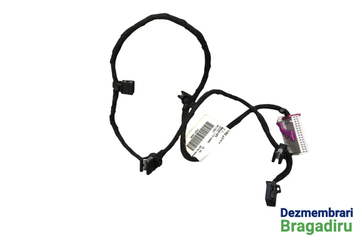 Instalatie electrica pe usa dreapta Cod: 1K0971558C 1K0971558C Volkswagen VW Golf 5 [2003 - 2009] Hatchback 3-usi 1.9 TDI 6DSG (105 hp) Cod motor: BKC, Cod cutie: HLH, Cod culoare: LA6Q