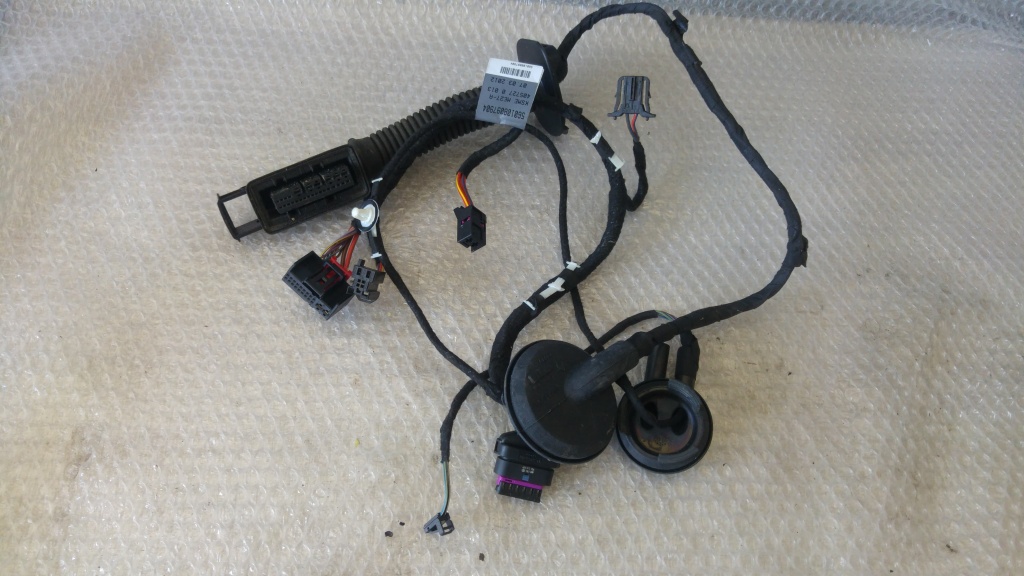 Instalatie electrica usa stanga spate audi a4 b8 8k0971687ac