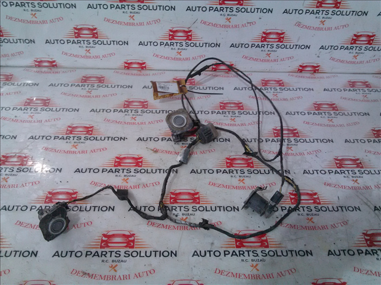 Instalatie senzori parcare bara fata BMW E 60 2.0 D an fabr. 2009