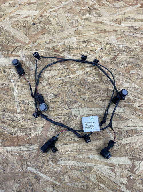 Instalatie senzori parcare spate Passat B6 BMR DSG Euro4 combi 2008 (3C9961104B)