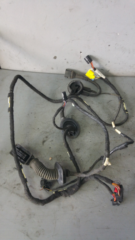 Instalatie usa dreapta fata audi q5 8r0971030f