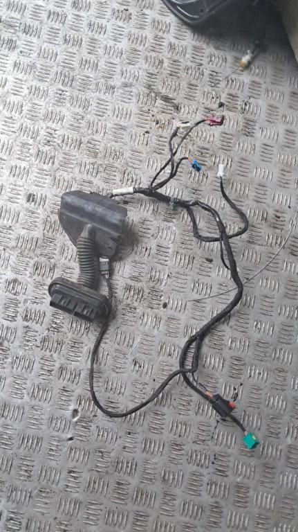 Instalatie usa dreapta fata Dodge Journey Fiat Freemont an 2009 cod 963411-101