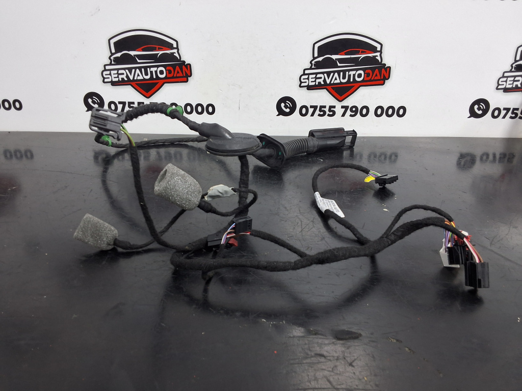 Instalatie usa Skoda Octavia 4 (2019->) 1.5 Benzina 2024, DREAPTA SPATE / 5E3971694AM