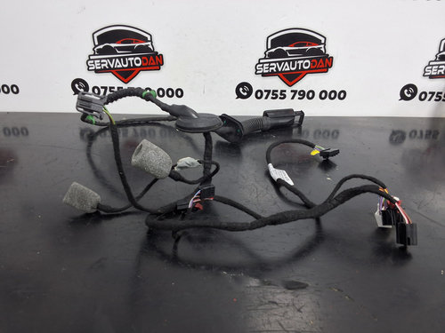 Instalatie usa Skoda Octavia 4 (2019->) 1.5 Benzina 2024, DREAPTA SPATE / 5E3971694AM
