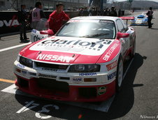 Instantaneu: Nissan Skyline R33 GT-R LM