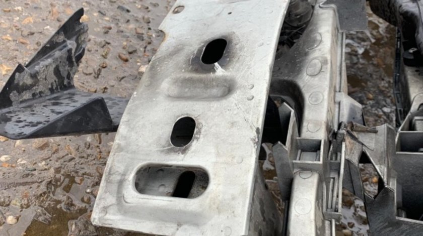 Intaritura / Armatura Bara Fata Ford Focus 2 2004 - 2011 Cod Piesa : 8V41-S10492-AA / 8V41-S10493-AA