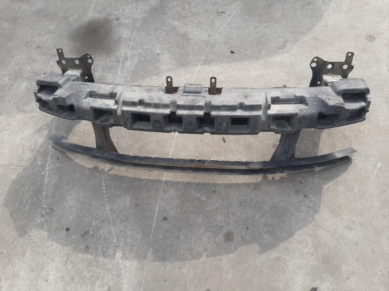 Intaritura armatura bara fata vw passat b6