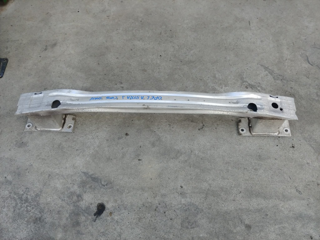Intaritura armatura bara spate opel astra j combi 12775079