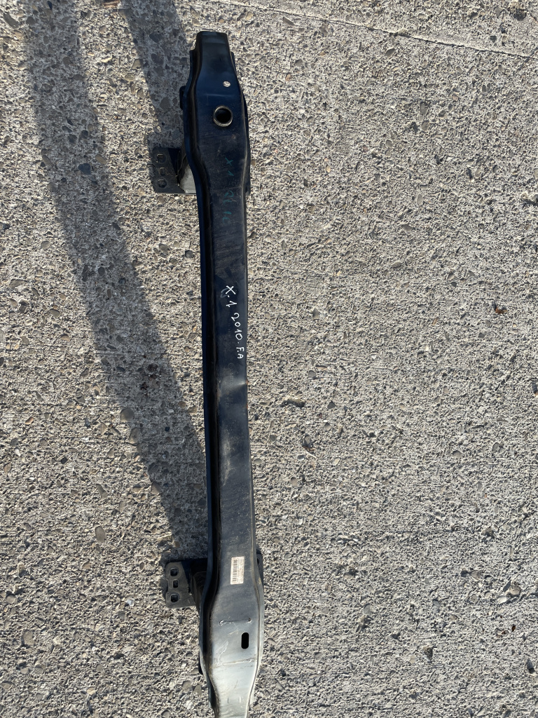 Intaritura bara fata BMW X1 2010