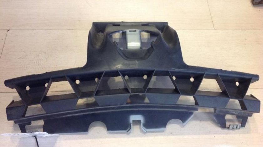 Intaritura Bara Fata Parte Centrala fara Sigla Renault MEGANE II BM0/1 ,CM0/1 2002