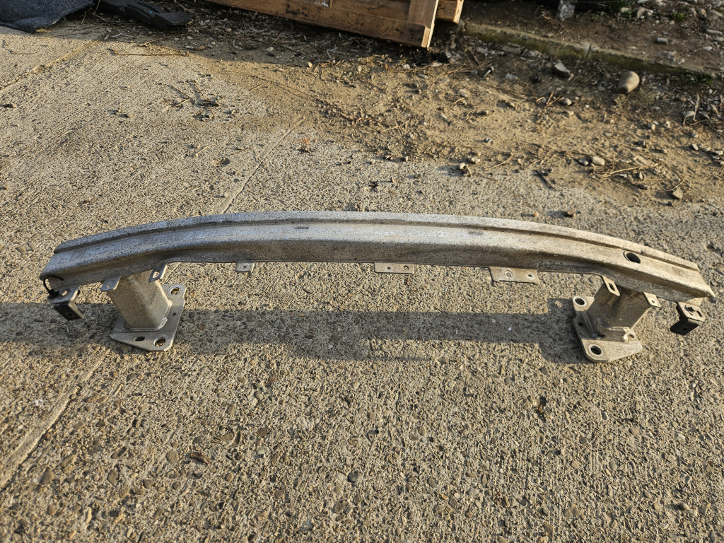 Intaritura bara fata Renault Clio 3 2010