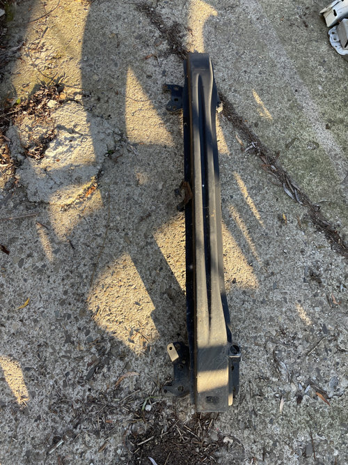 Intaritura bara spate Skoda Yeti 2012